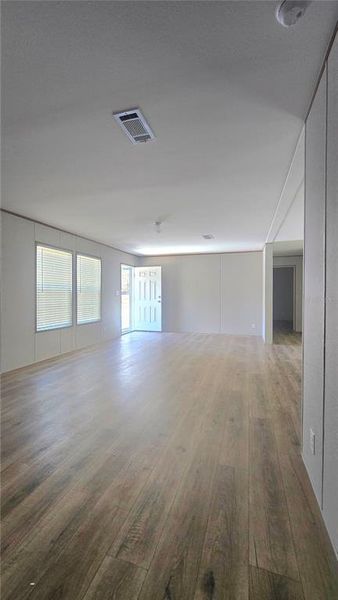 Spacious, unfurnished interior of a new home in , New Port Richey (Image 14).