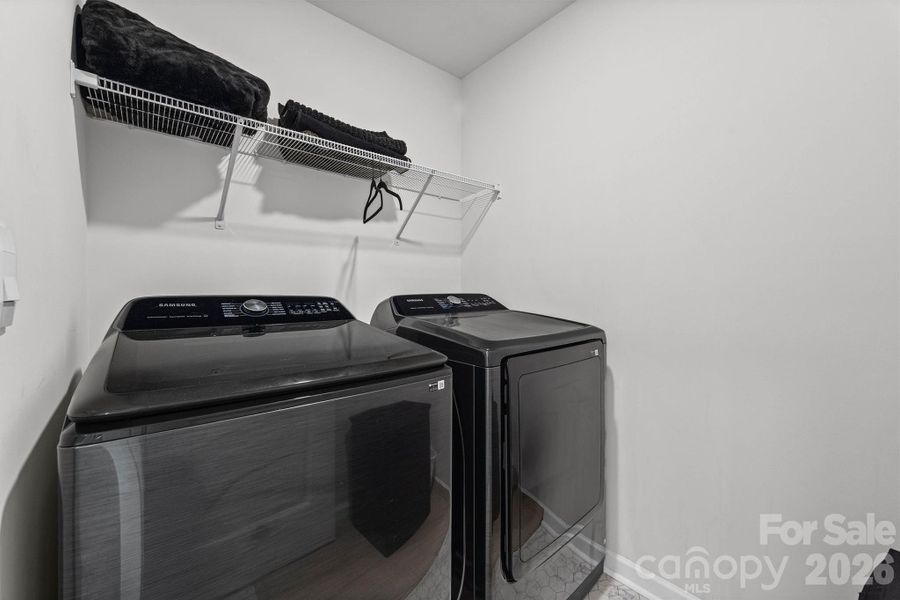Close-up of interior finishes inside a home in Fergus Crossing, York (Image 20).