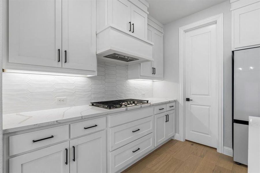 Furnished interior view inside a new home in Lexington Frisco, Frisco (Image 12).