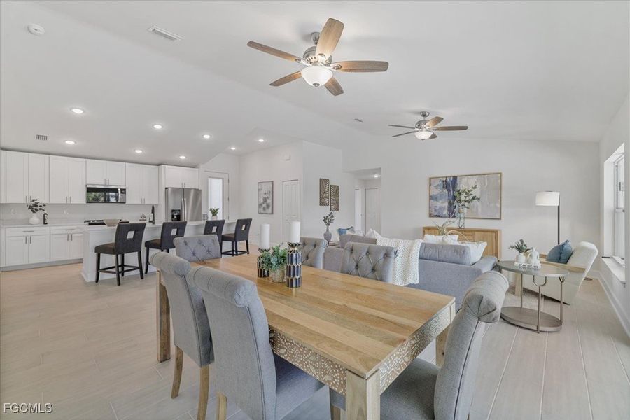 Furnished interior view inside a new home in Cape Coral, Cape Coral (Image 26).