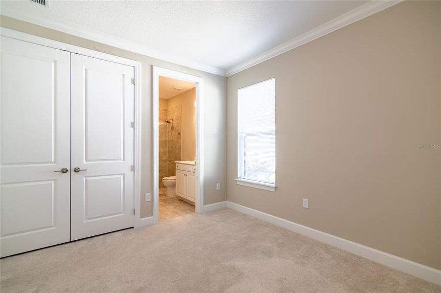 Spacious, unfurnished interior of a new home in Esplanade at Wiregrass Ranch, Wesley Chapel (Image 24).
