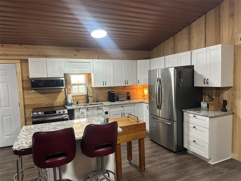 Furnished interior view inside a new home in , Streetman (Image 3).