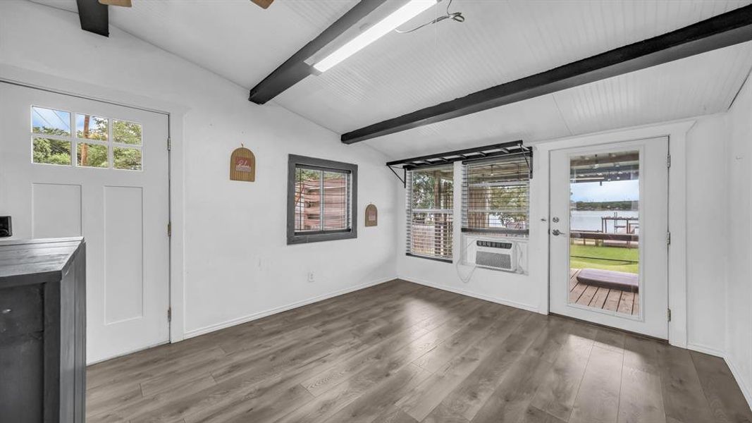 Spacious, unfurnished interior of a new home in , Weatherford (Image 15).
