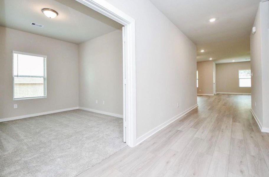 Spacious, unfurnished interior of a new home in Arabella on the Prairie, Richmond (Image 18).