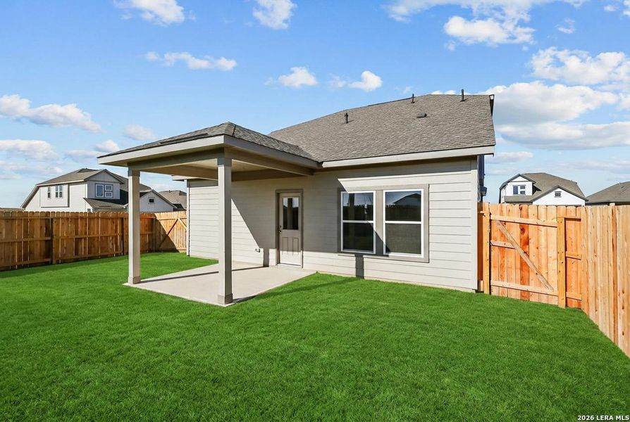 Exterior details and patio area of a home in Garden Grove, San Antonio (Image 3).