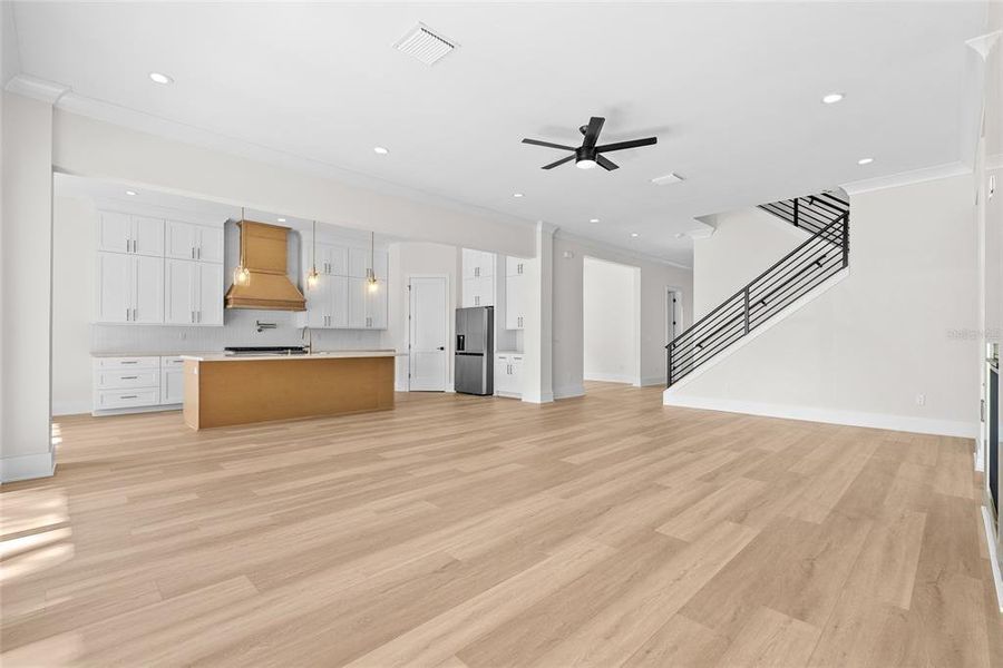 Spacious, unfurnished interior of a new home in , Safety Harbor (Image 39).