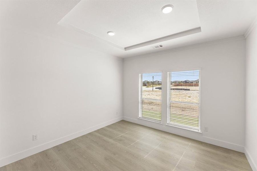 Spacious, unfurnished interior of a new home in Shady Valley Estates, Midlothian (Image 16). Spacious, unfurnished interior of a new home in Shady Valley Estates, Midlothian (Image 16).