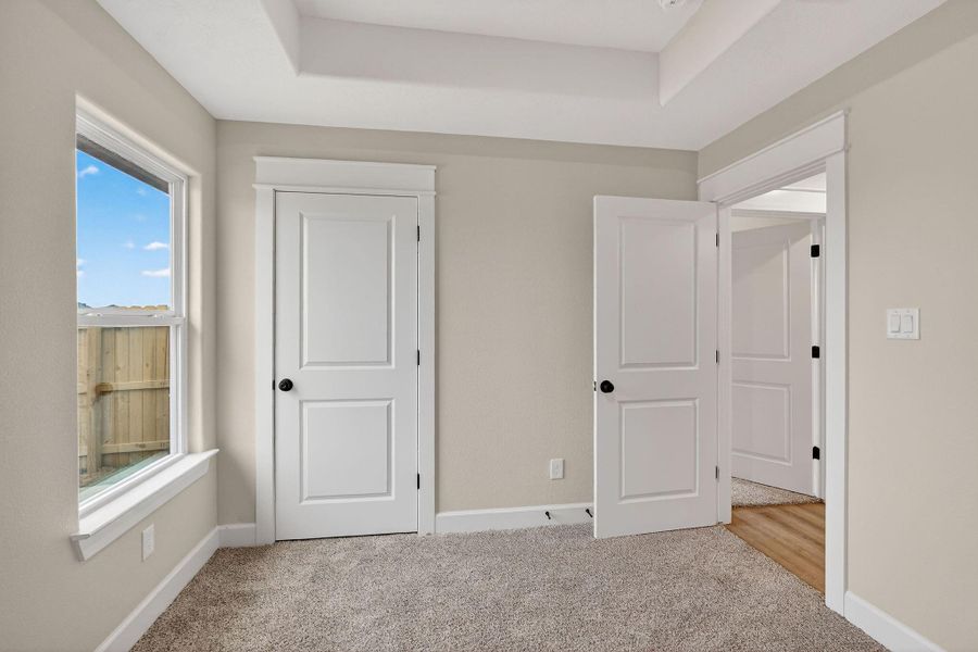 Spacious, unfurnished interior of a new home in , Snook (Image 32).