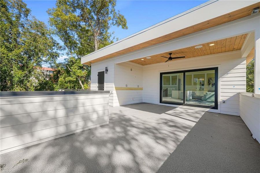 Exterior details and patio area of a home in , Atlanta (Image 29).