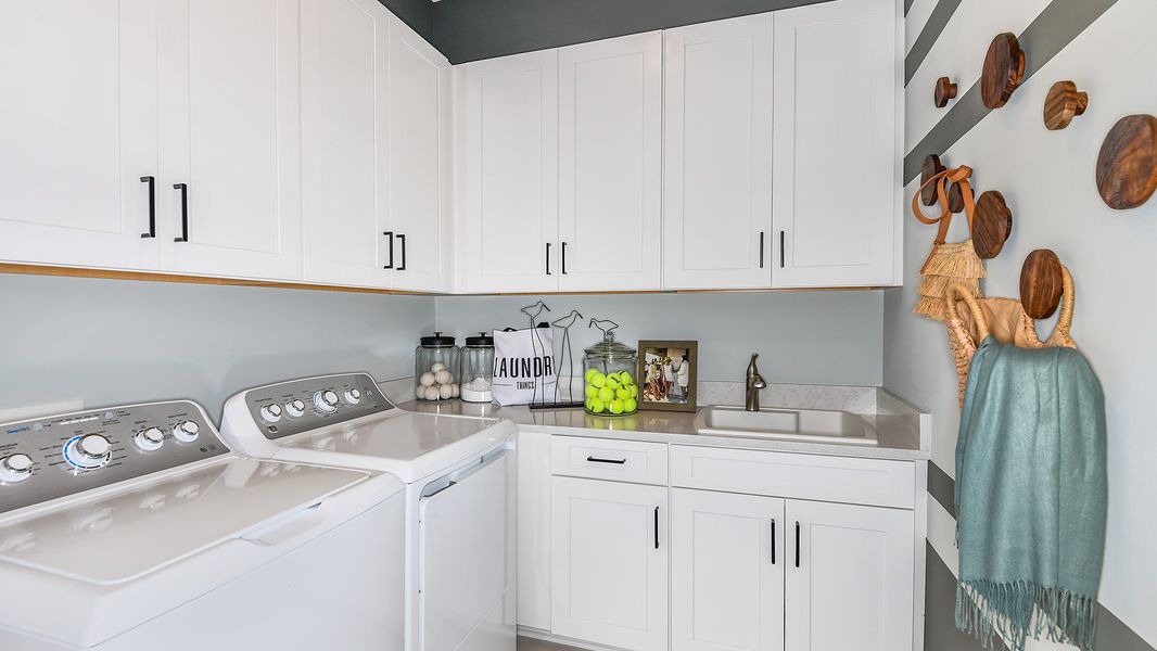 Furnished interior view inside a new home in Esplanade by the Islands, Naples (Image 23). Furnished interior view inside a new home in Esplanade by the Islands, Naples (Image 23).