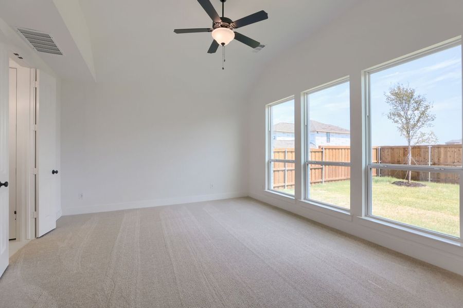 4324 Double Diamond - Primary Bedroom