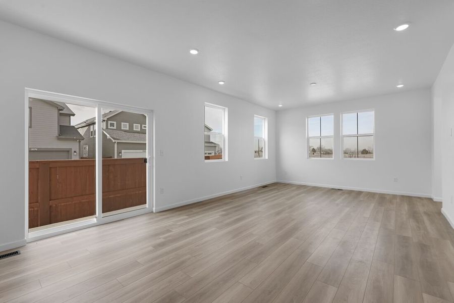 Spacious, unfurnished interior of a new home in Farmlore, Brighton (Image 12).