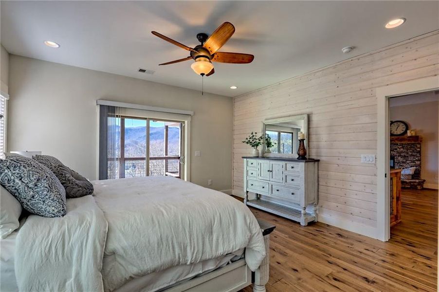Furnished interior view inside a new home in , Hiawassee (Image 38).