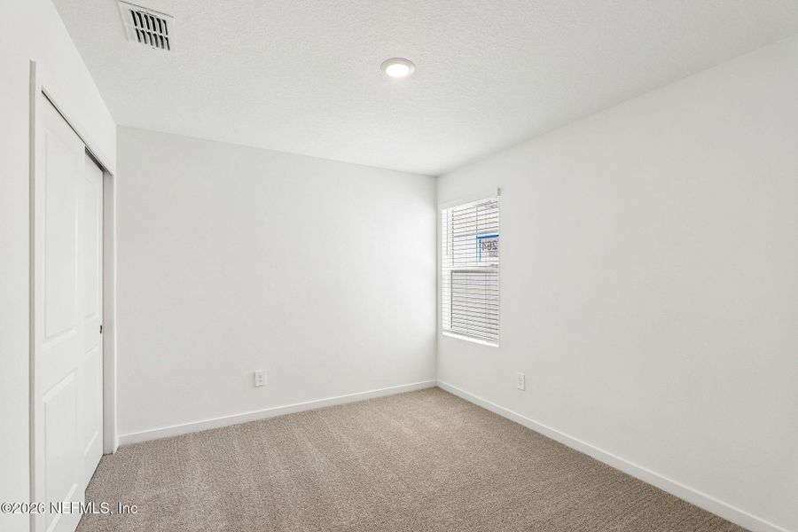 Spacious, unfurnished interior of a new home in The District at Oakleaf - The Commons, Middleburg (Image 20).