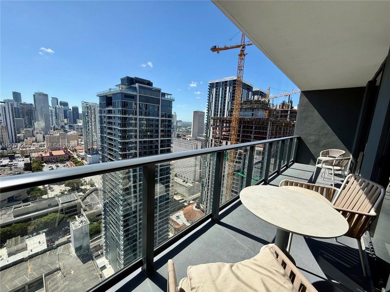 Condo located in Miami, FL showcasing its design and architecture (Image 24). Condo located in Miami, FL showcasing its design and architecture (Image 24).