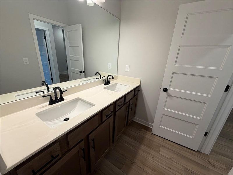 Furnished interior view inside a new home in Mallard’s Landing, Jefferson (Image 13). Furnished interior view inside a new home in Mallard’s Landing, Jefferson (Image 13).
