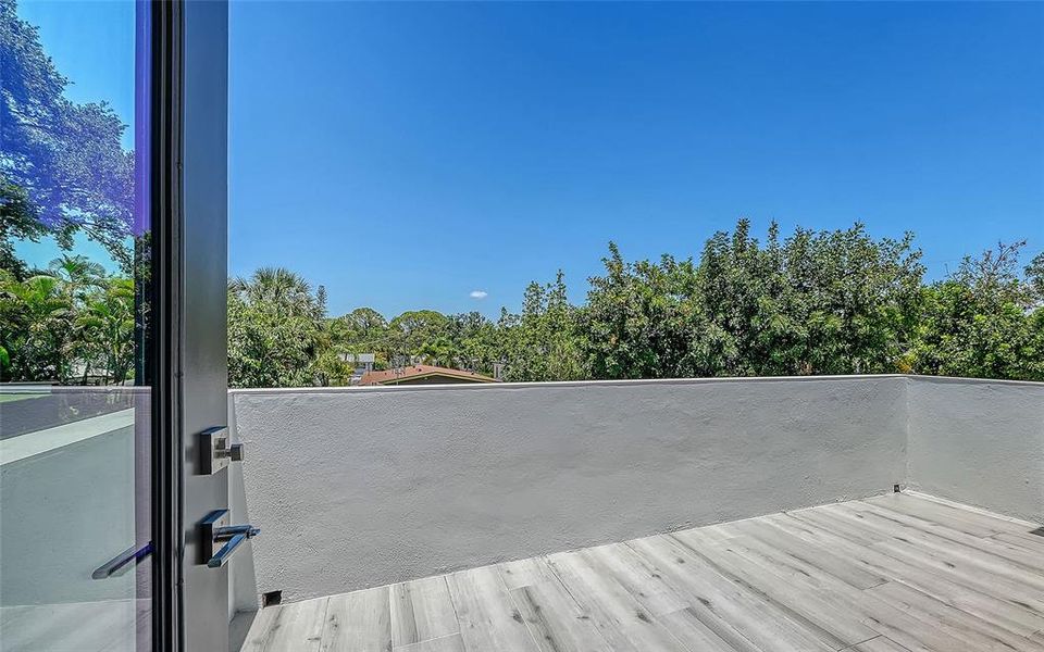 Exterior details and patio area of a home in , Sarasota (Image 30).