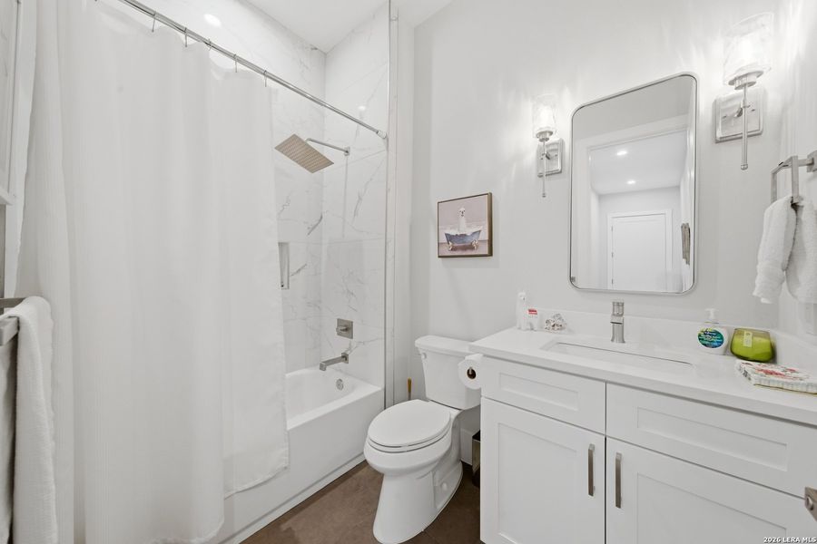 Furnished interior view inside a new home in , Boerne (Image 9).
