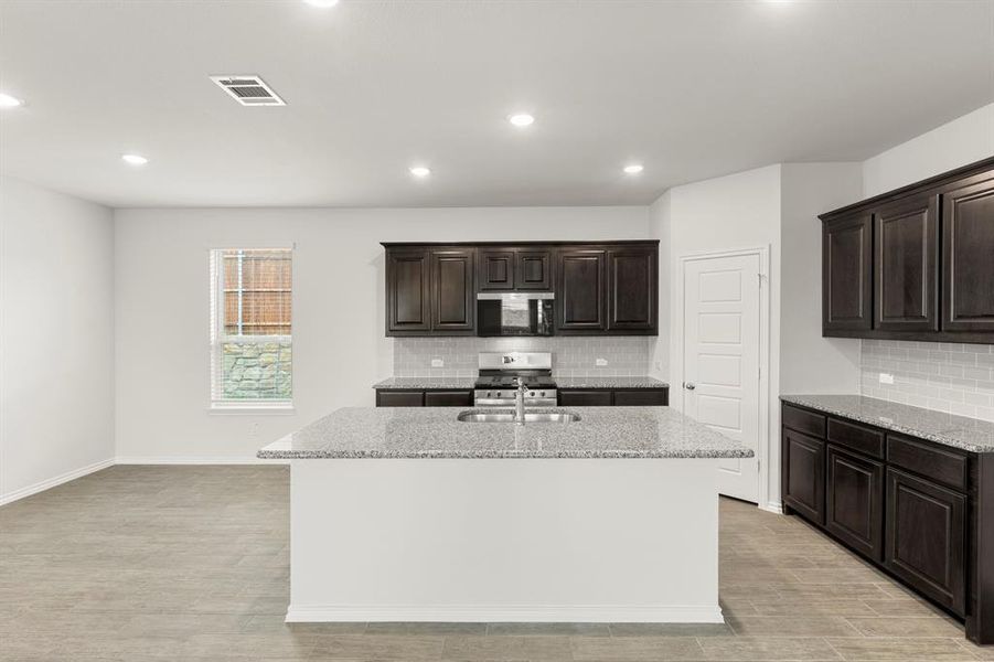 07. 2500 McNally - Kitchen