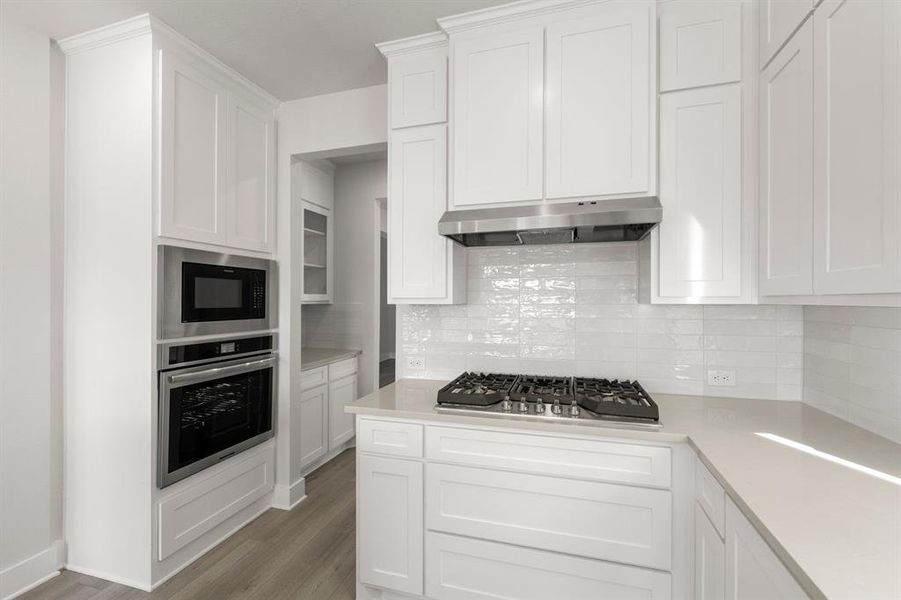 Furnished interior view inside a new home in Grayhawk Addition, Forney (Image 17).