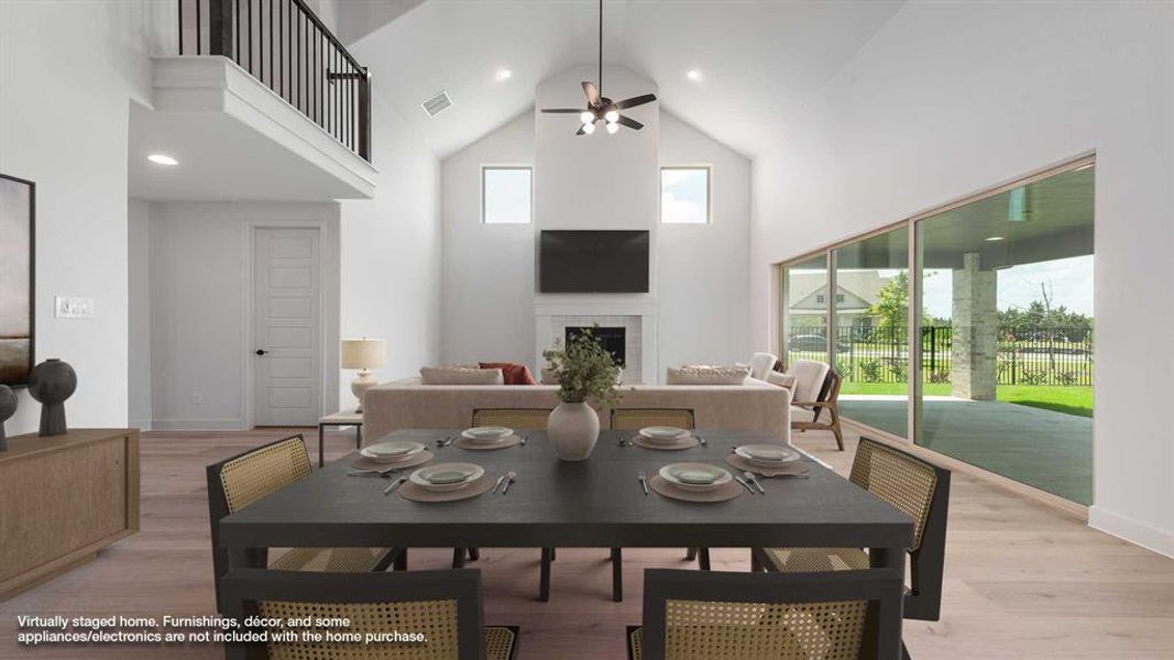 Furnished interior view inside a new home in Somerset Park 80', Rockwall (Image 8). Furnished interior view inside a new home in Somerset Park 80', Rockwall (Image 8).