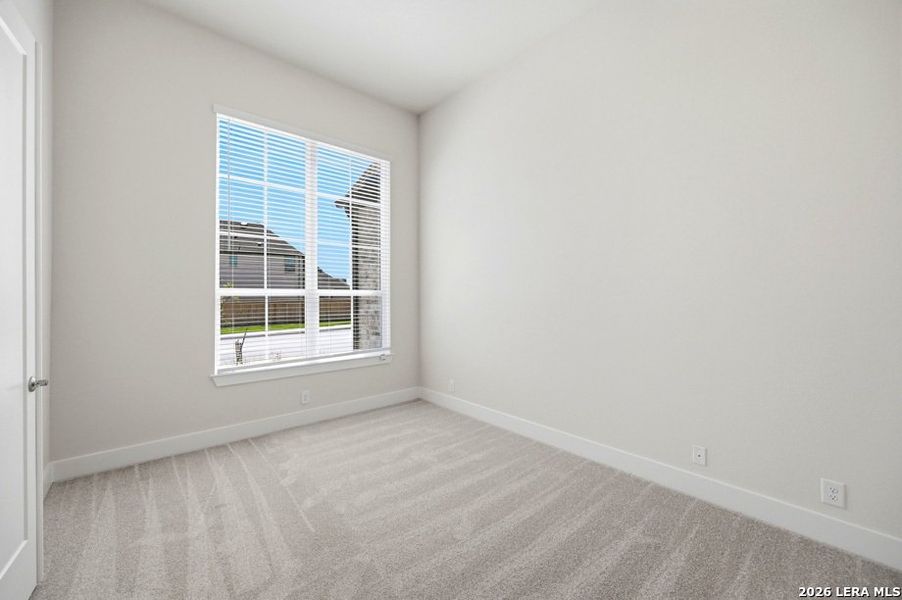 Spacious, unfurnished interior of a new home in Briggs Ranch, San Antonio (Image 24).