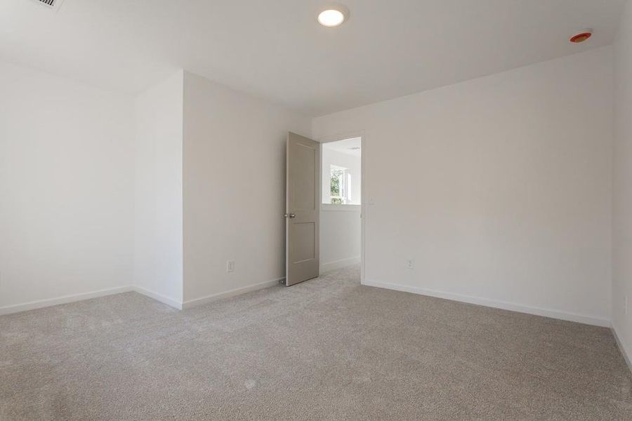 Image 31 of a home in .