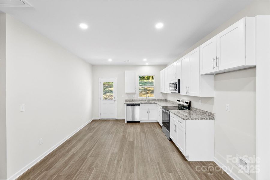 Image 41 of a home in .