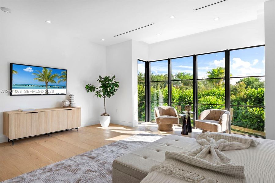 Furnished interior view inside a new home in , Coral Gables (Image 47).