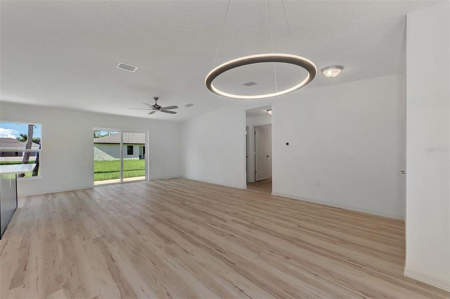 Spacious, unfurnished interior of a new home in , North Port (Image 15).