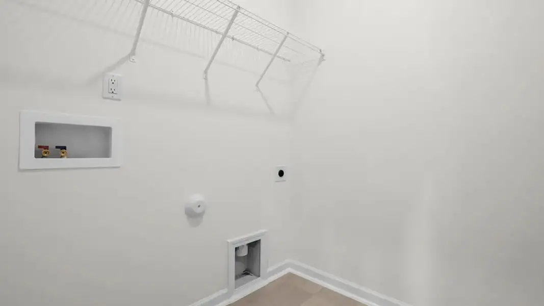 Spacious, unfurnished interior of a new home in Honeycutt Oaks, Angier (Image 32).