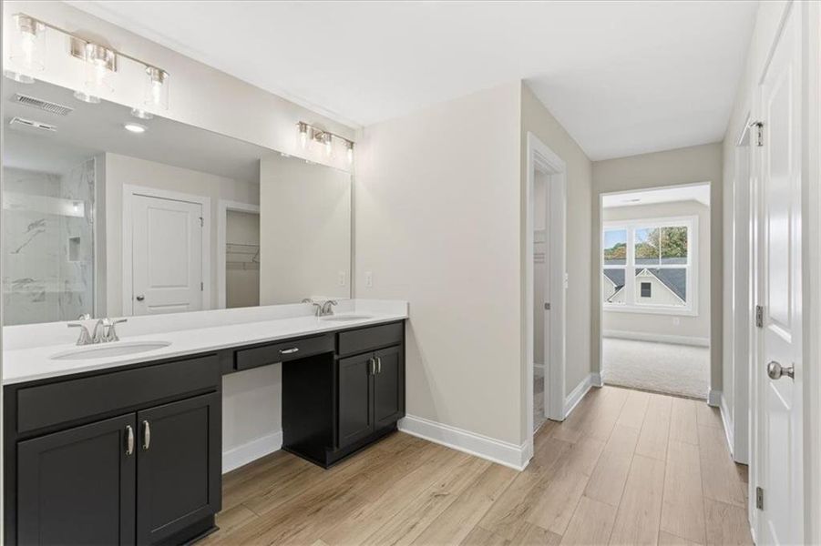 Furnished interior view inside a new home in , Dallas (Image 8).