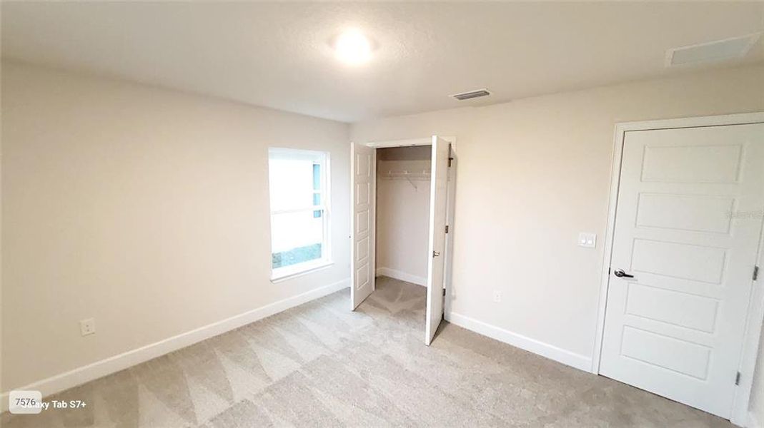 Spacious, unfurnished interior of a new home in , St. Cloud (Image 17).