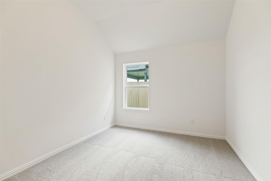 Spacious, unfurnished interior of a new home in Creekhaven, Iowa Colony (Image 32).