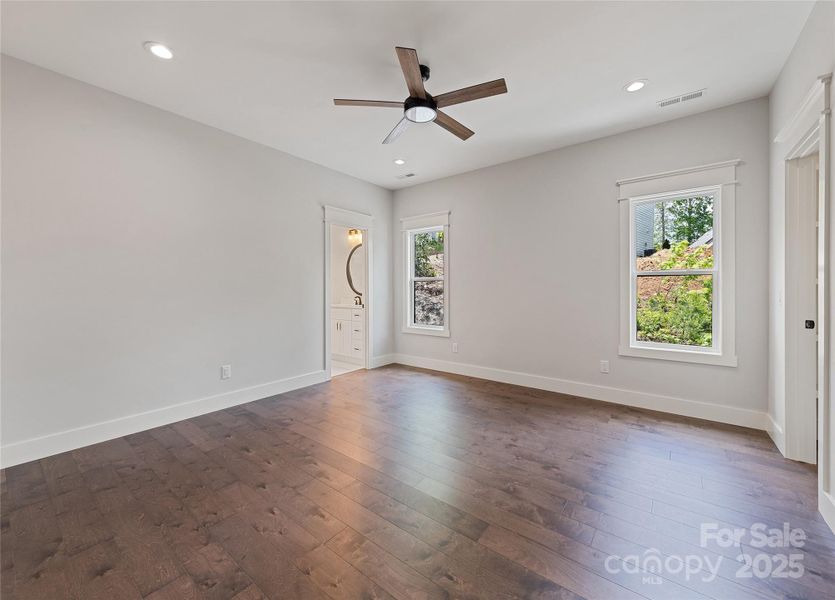 Spacious, unfurnished interior of a new home in , Arden (Image 27).