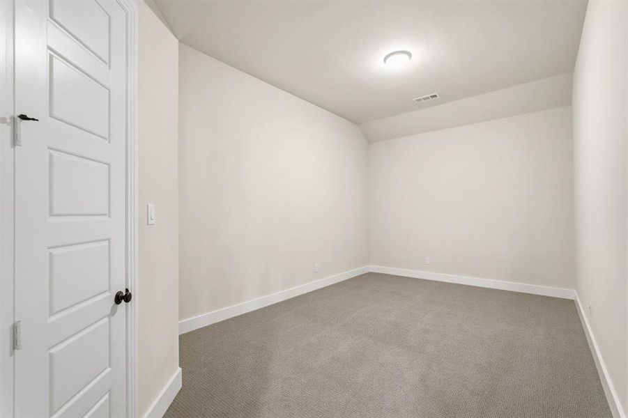 Entertainment Room Entertainment Room