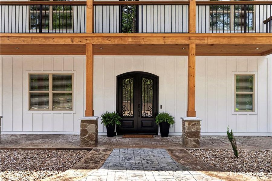 Exterior details and patio area of a home in , Dahlonega (Image 28).