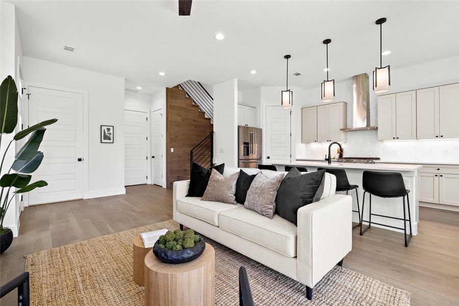 Furnished interior view inside a new home in , Austin (Image 27). Furnished interior view inside a new home in , Austin (Image 27).