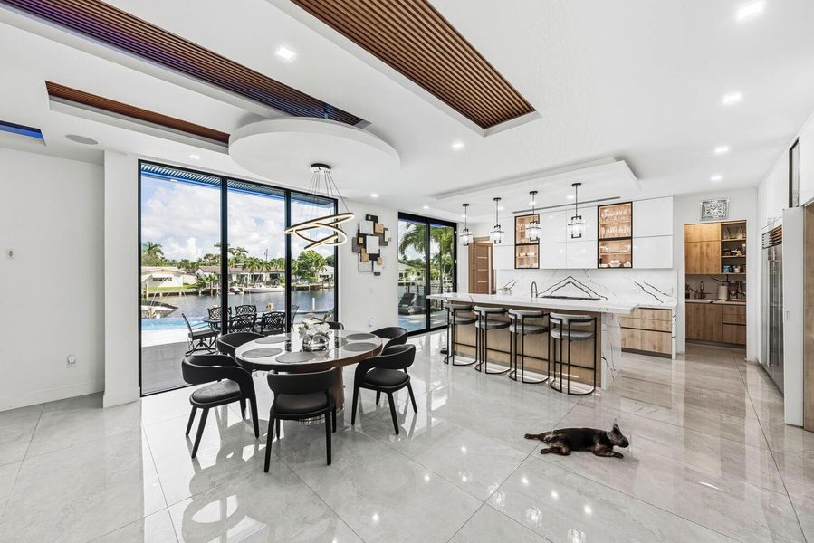 Community amenities in , Lighthouse Point (Image 48).