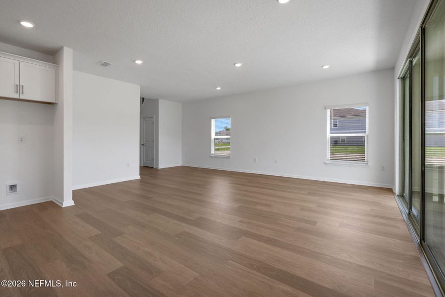 Spacious, unfurnished interior of a new home in Brook Forest, St. Augustine (Image 48).