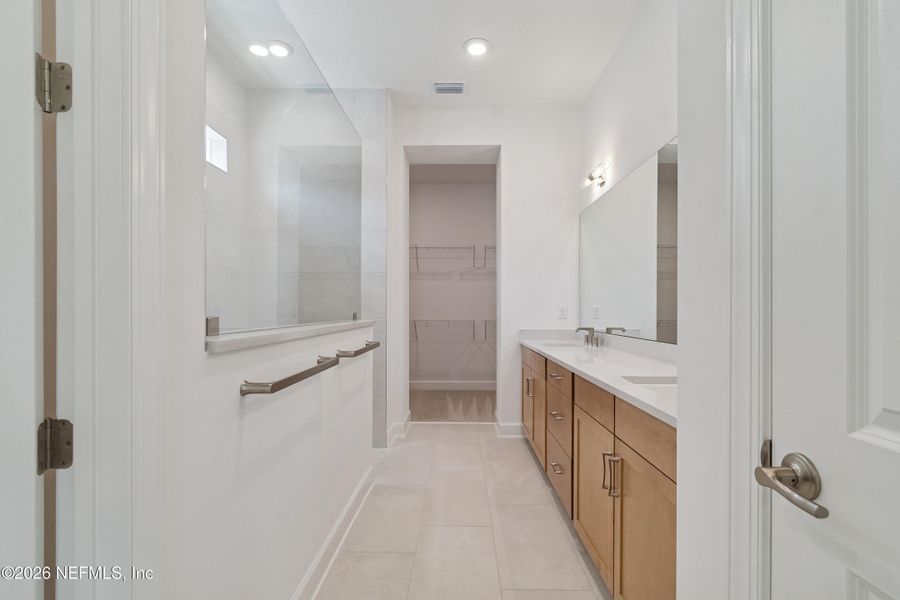 Furnished interior view inside a new home in Reflections 50' Front Load, Ponte Vedra (Image 12).