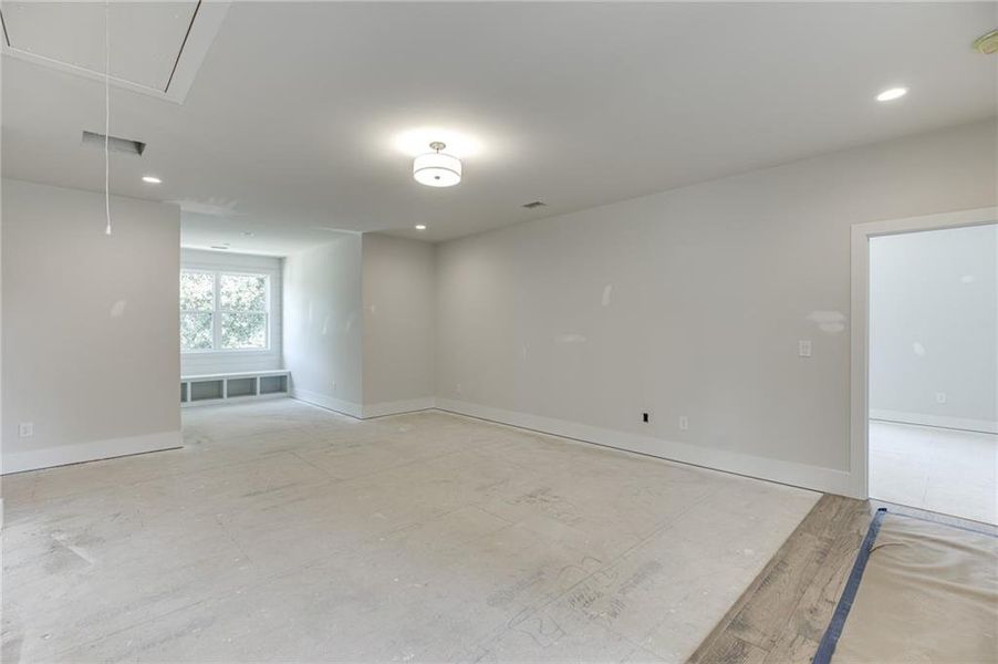 Image 49 of a home in .