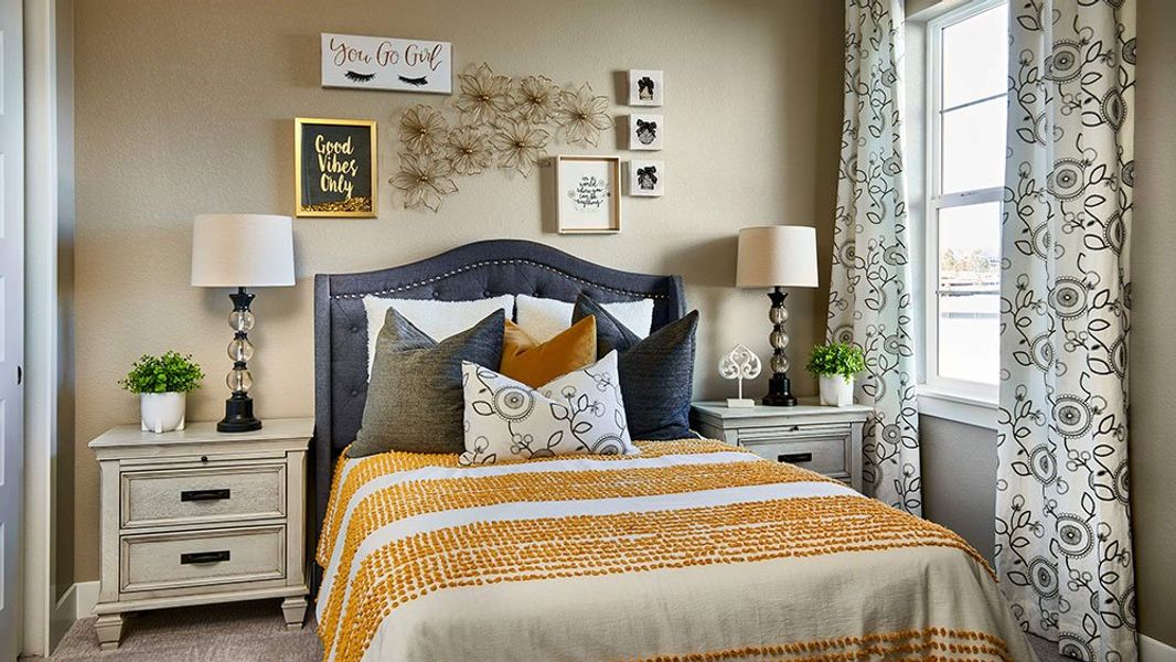 Representative furnished interior of a home built from the Mesa by Taylor Morrison in Macanta Expedition Collection, Castle Rock (Image 21).