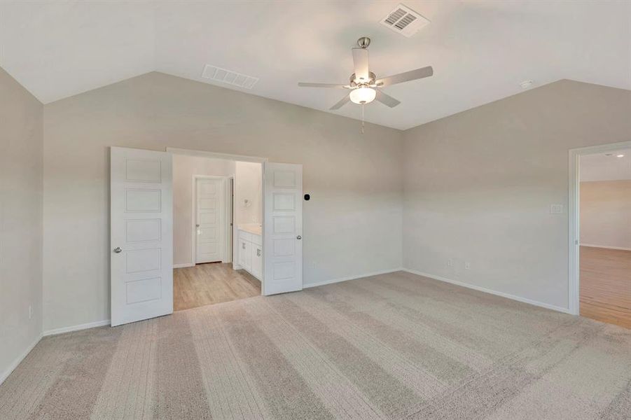 Spacious, unfurnished interior of a new home in The Preserve, Justin (Image 36).