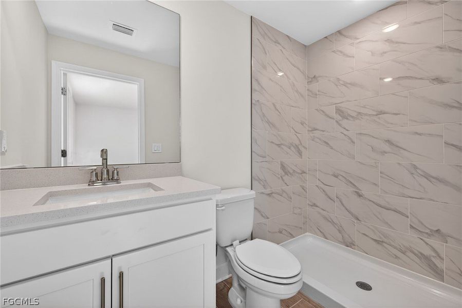 Furnished interior view inside a new home in Cape Coral, Cape Coral (Image 15). Furnished interior view inside a new home in Cape Coral, Cape Coral (Image 15).