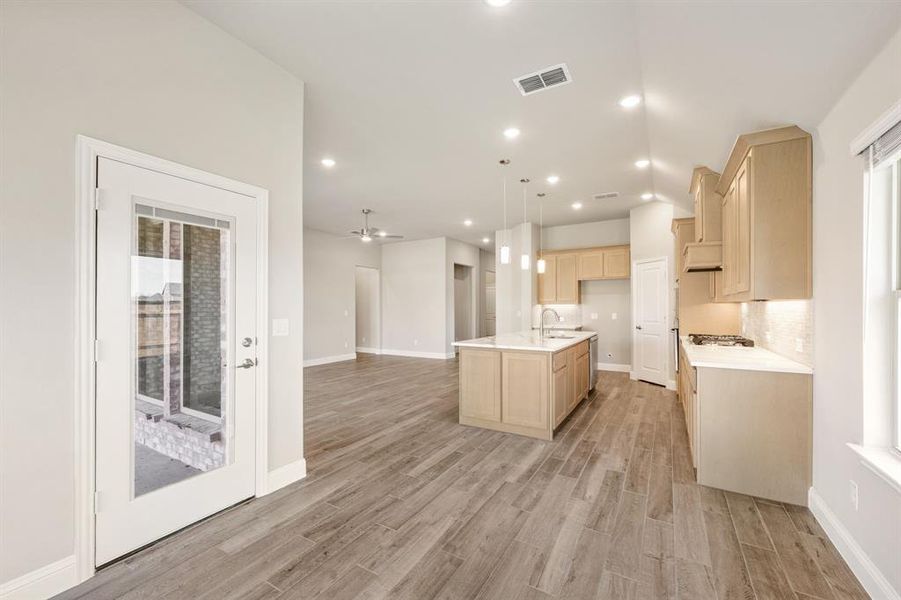 Furnished interior view inside a new home in Sonoma Verde, McLendon-Chisholm (Image 7).