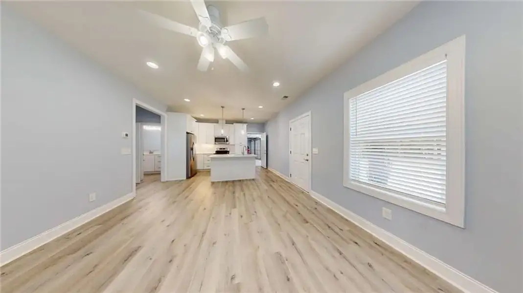 Spacious, unfurnished interior of a new home in , Rome (Image 49).