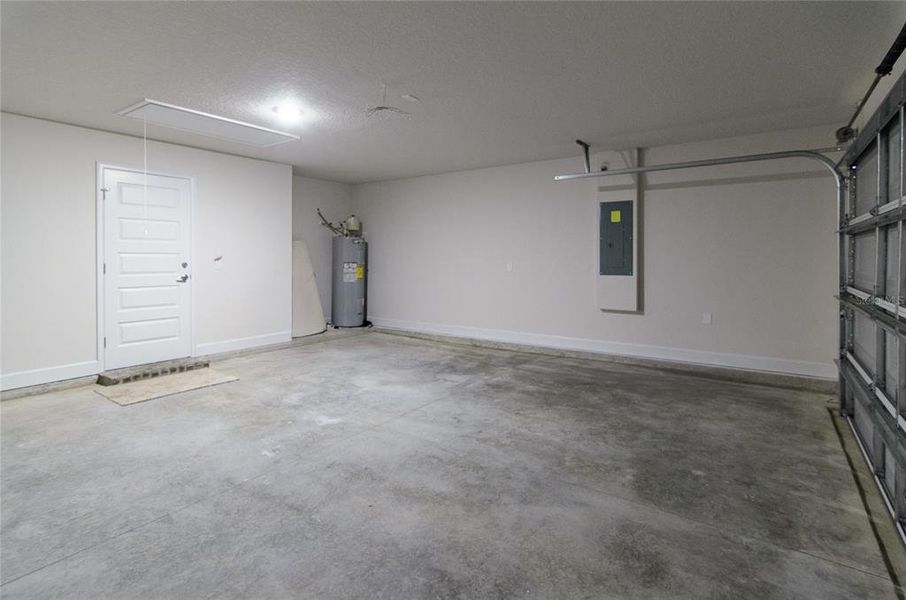 Spacious, unfurnished interior of a new home in Palm Coast, Palm Coast (Image 18). Spacious, unfurnished interior of a new home in Palm Coast, Palm Coast (Image 18).