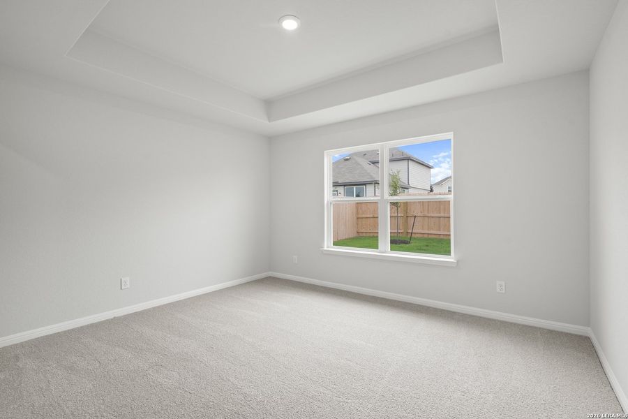 Spacious, unfurnished interior of a new home in Applewhite Meadows, San Antonio (Image 19).