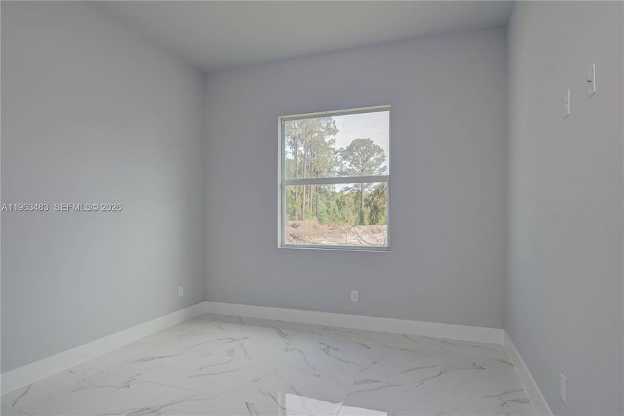 Spacious, unfurnished interior of a new home in , Lehigh Acres (Image 19).